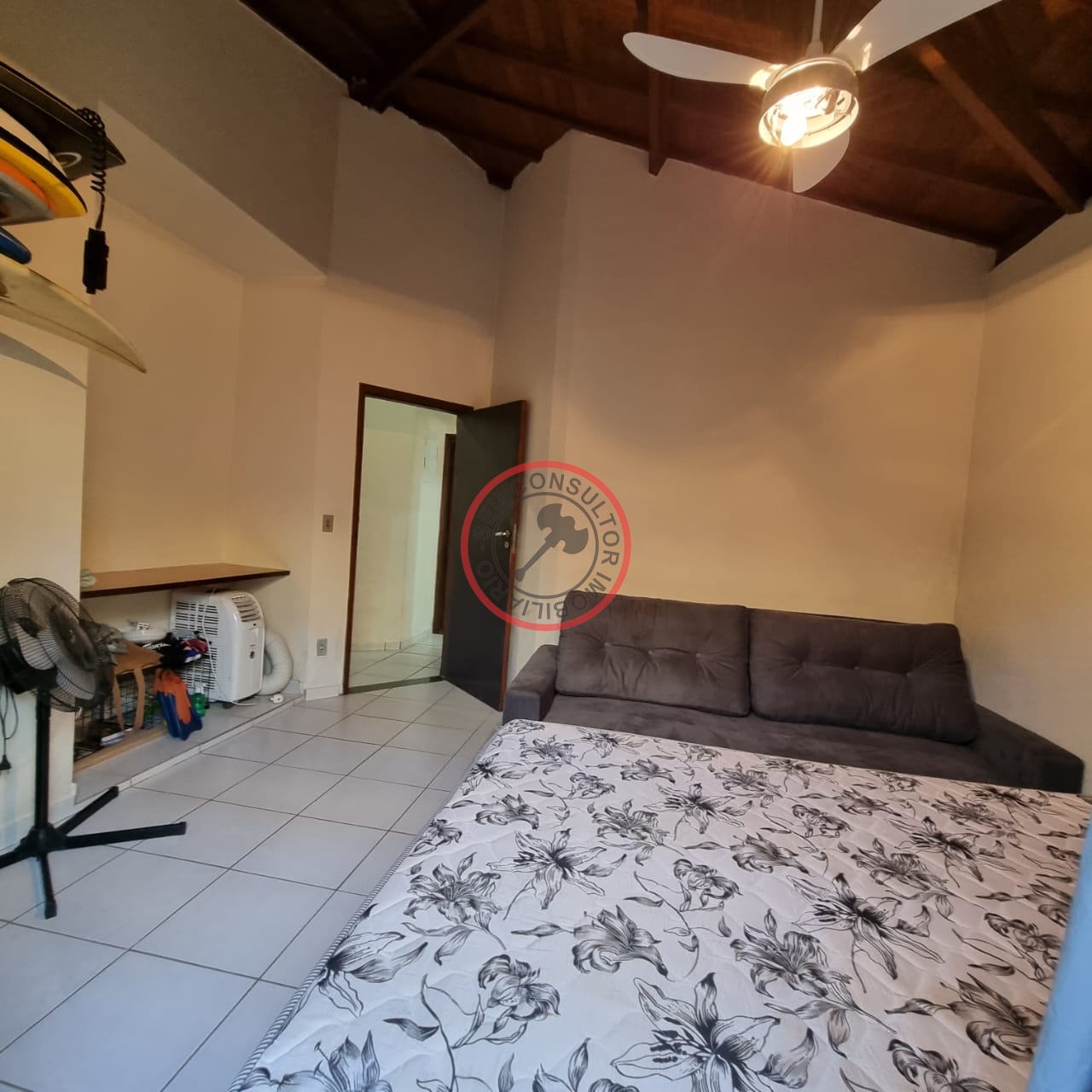 Casa à venda com 4 quartos, 265m² - Foto 17