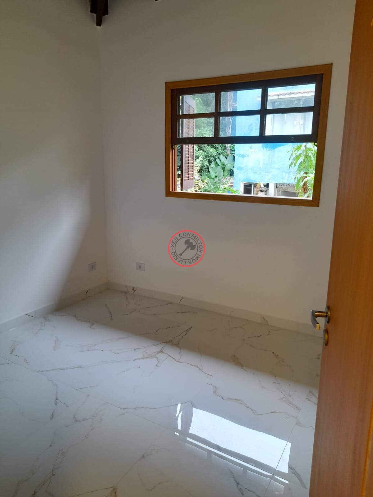 Casa à venda com 3 quartos, 100m² - Foto 22