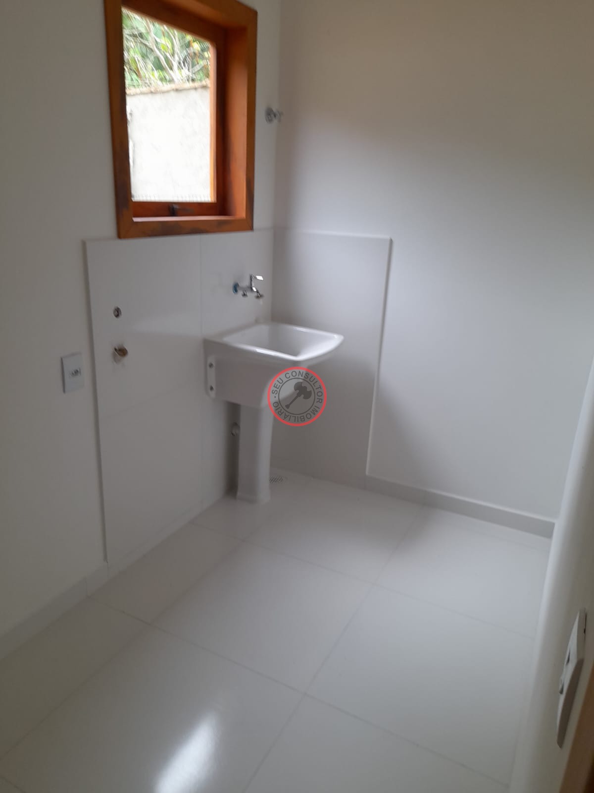 Casa à venda com 3 quartos, 100m² - Foto 28