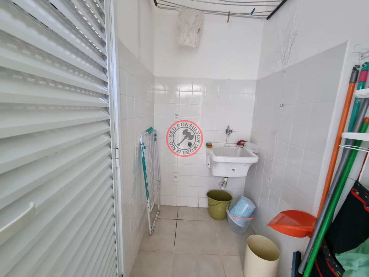 Casa à venda com 3 quartos, 90m² - Foto 31