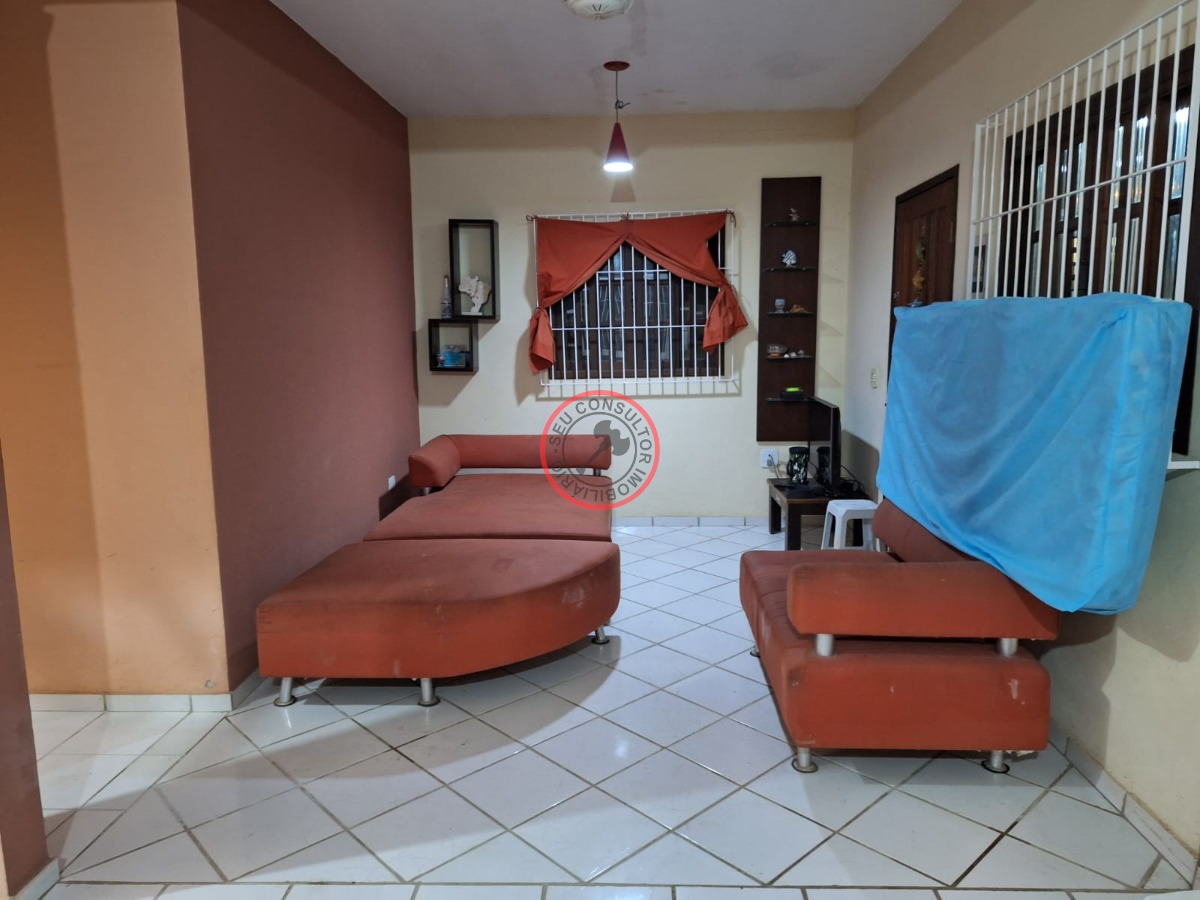 Casa à venda com 4 quartos, 180m² - Foto 4