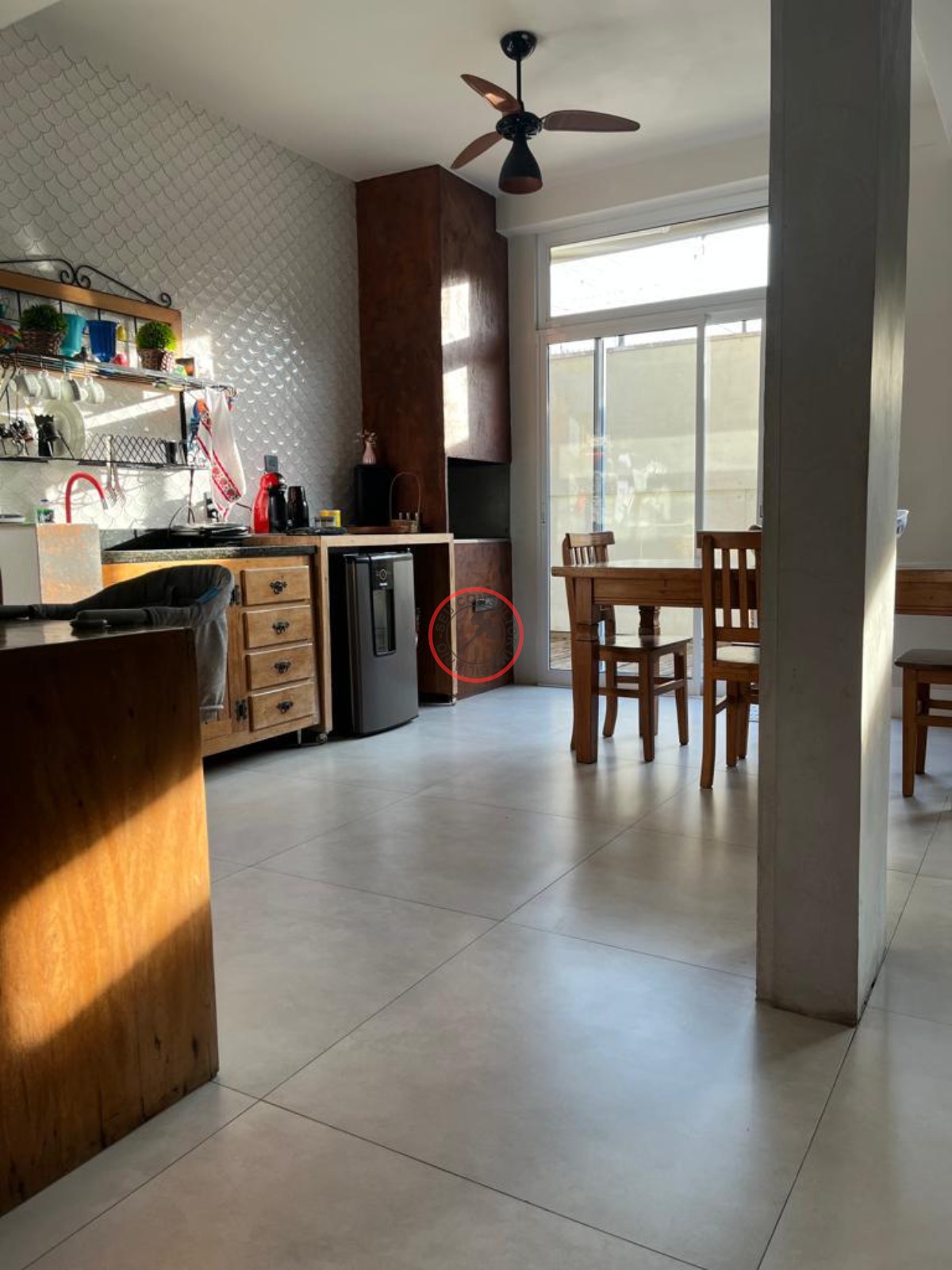 Casa à venda com 3 quartos, 126m² - Foto 11