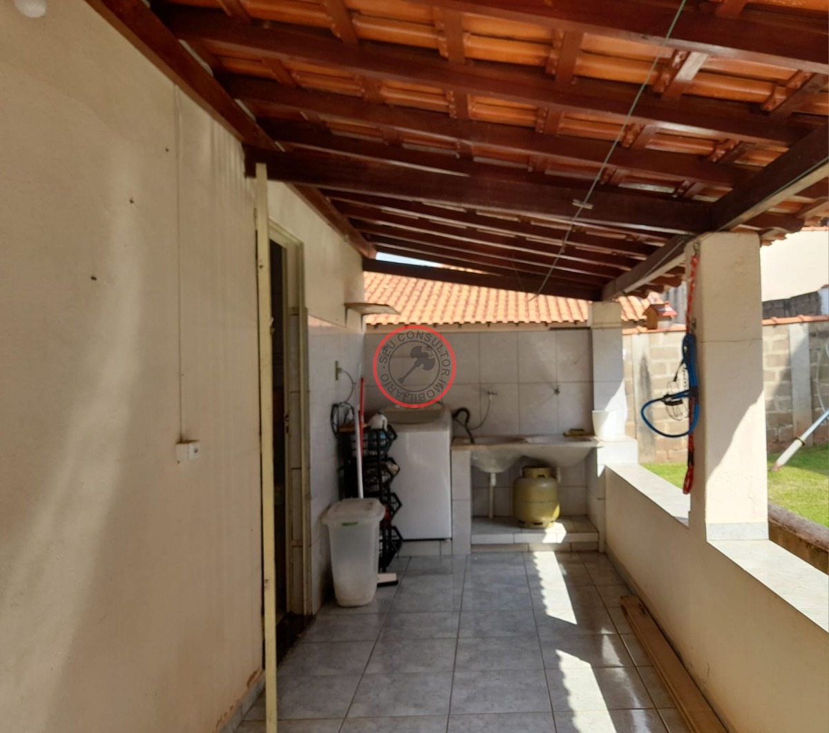 Casa à venda com 2 quartos, 100m² - Foto 9