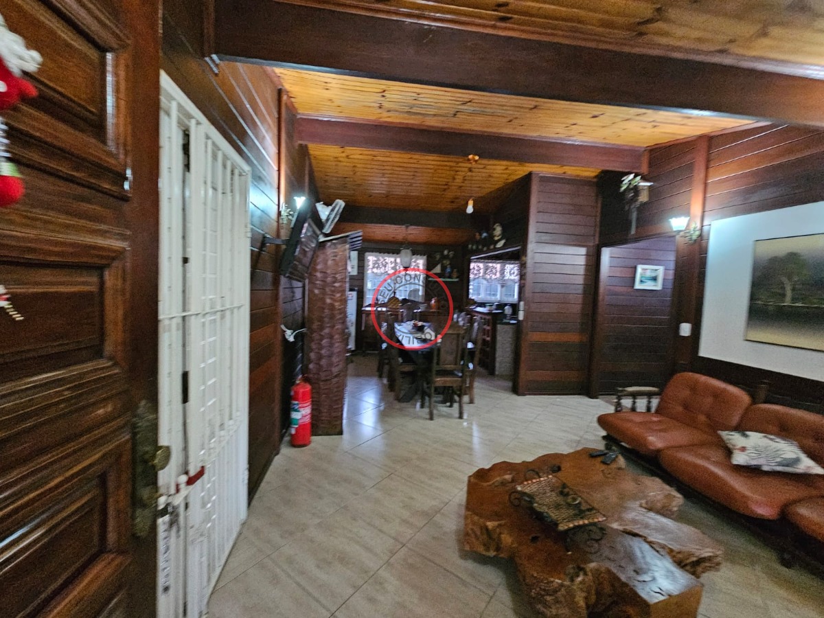 Casa à venda e aluguel com 2 quartos, 100m² - Foto 11