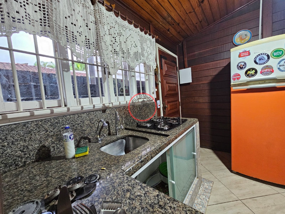 Casa à venda e aluguel com 2 quartos, 100m² - Foto 13